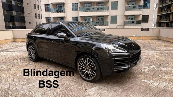 Porsche Cayenne 3.0 V6 E-Hybrid Coupé Platinum Edition AWD Tiptronic S