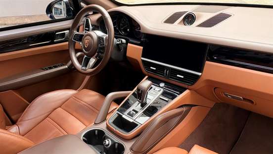 PORSCHE-CAYENNE-2023