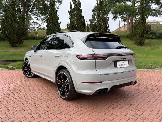 PORSCHE-CAYENNE-3.0 V6 E-HYBRID PLATINUM EDITION AWD TIPTRONIC S PORSCHE-CAYENNE-2022