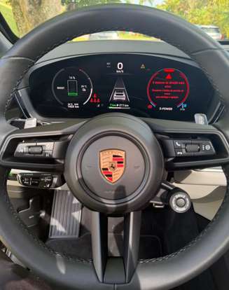 PORSCHE-CAYENNE-2025