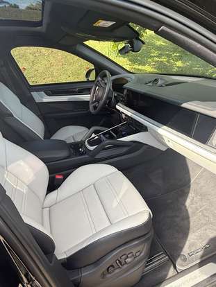 PORSCHE-CAYENNE-2025