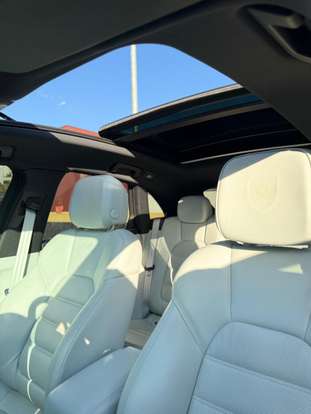 PORSCHE-MACAN-2022