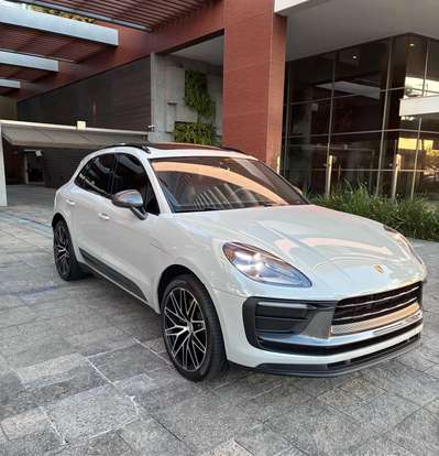 PORSCHE-MACAN-2022