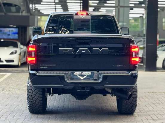 RAM-2500-6.7 I6 TURBO DIESEL LARAMIE NIGHT EDITION CD 4X4 AUTOMÁTICO RAM-2500-2023