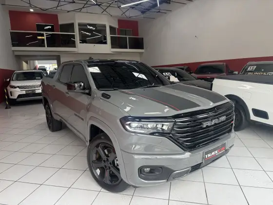 RAM RAMPAGE 2.0 HURRICANE 4 TURBO GASOLINA R/T 4X4 AUTOMÁTICO