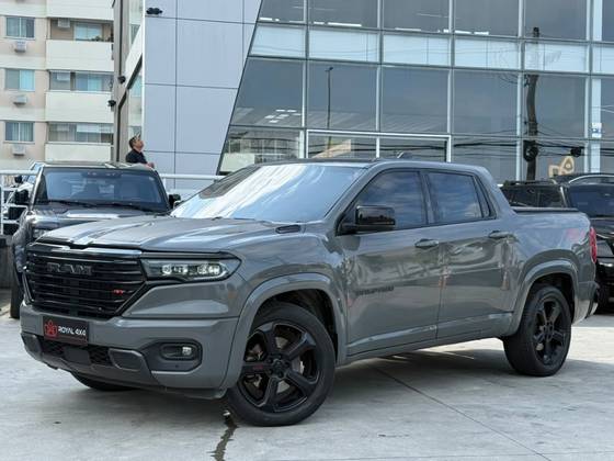 RAM RAMPAGE 2.0 HURRICANE 4 TURBO GASOLINA R/T 4X4 AUTOMÁTICO