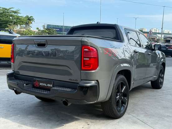 RAM-RAMPAGE-2.0 HURRICANE 4 TURBO GASOLINA R/T 4X4 AUTOMÁTICO RAM-RAMPAGE-2024