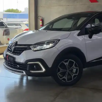 RENAULT-CAPTUR-2021