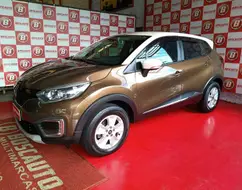 RENAULT CAPTUR 1.6 16V SCE FLEX LIFE X-TRONIC RENAULT CAPTUR 1.6 16V SCE FLEX LIFE X-TRONIC