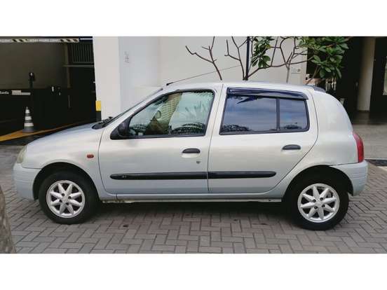 RENAULT-CLIO-1.0 RT 16V GASOLINA 4P MANUAL RENAULT-CLIO-2001