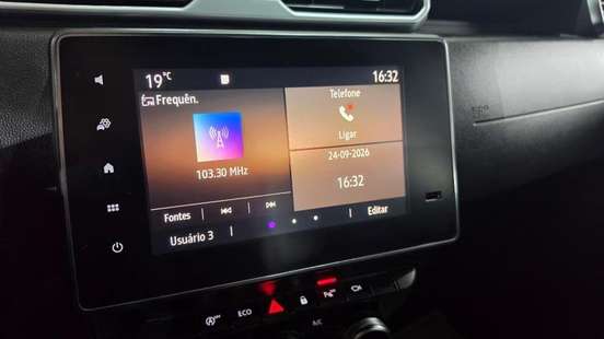 RENAULT-DUSTER-2021