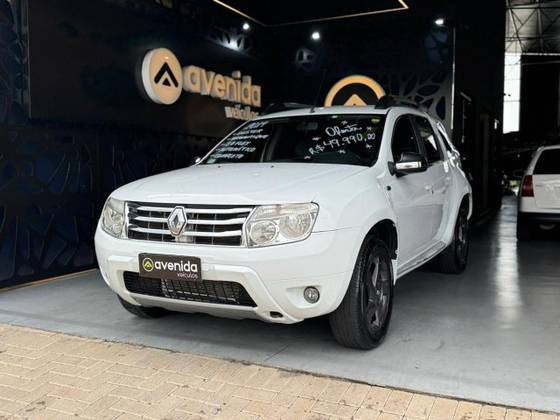 RENAULT DUSTER 2.0 DYNAMIQUE 4X2 16V FLEX 4P AUTOMÁTICO