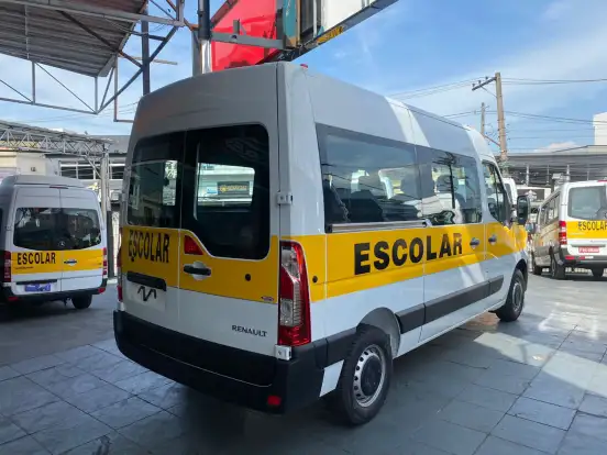 RENAULT-MASTER-2.3 DCI DIESEL GRAND FURGÃO L2H2 3P MANUAL RENAULT-MASTER-2026