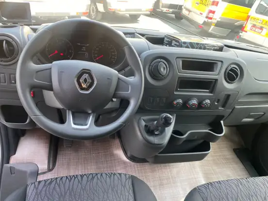 RENAULT-MASTER-2026