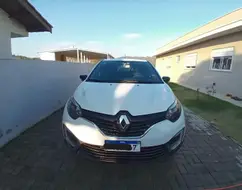 RENAULT CAPTUR 1.6 16V SCE FLEX LIFE X-TRONIC RENAULT CAPTUR 1.6 16V SCE FLEX LIFE X-TRONIC