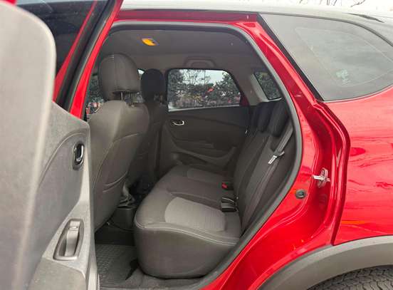 RENAULT-CAPTUR-2019