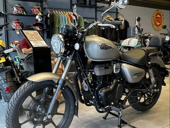 ROYAL ENFIELD-METEOR 350 STELLAR ROYAL ENFIELD-METEOR 350 STELLAR-2026