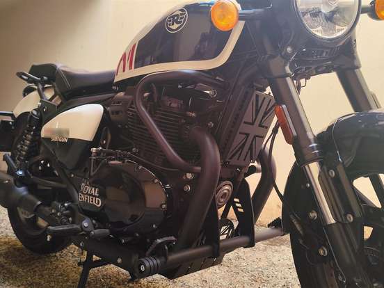 ROYAL ENFIELD-SHOTGUN 650 STENCIL WHITE ROYAL ENFIELD-SHOTGUN 650 STENCIL WHITE-2025