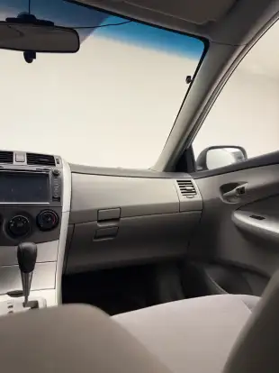 TOYOTA-COROLLA-2013