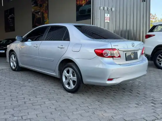 TOYOTA-COROLLA-1.8 GLI 16V FLEX 4P MANUAL TOYOTA-COROLLA-2011