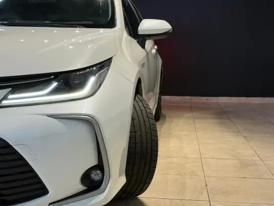 TOYOTA-COROLLA-1.8 VVT-I HYBRID FLEX ALTIS CVT TOYOTA-COROLLA-2020