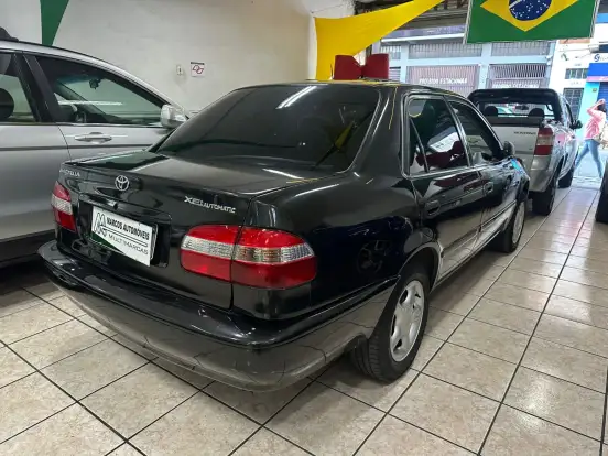 TOYOTA-COROLLA-2001