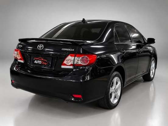 TOYOTA-COROLLA-2013