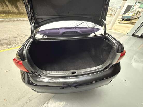 TOYOTA-COROLLA-2010
