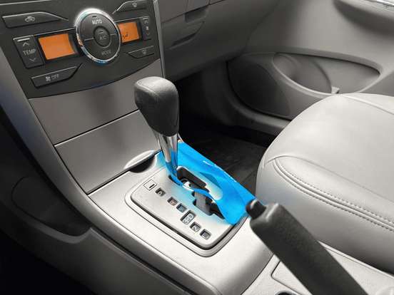 TOYOTA-COROLLA-2010