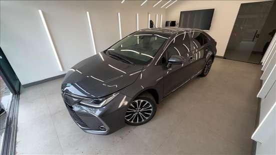 TOYOTA-COROLLA-2024