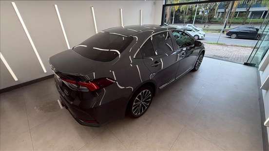 TOYOTA-COROLLA-2024