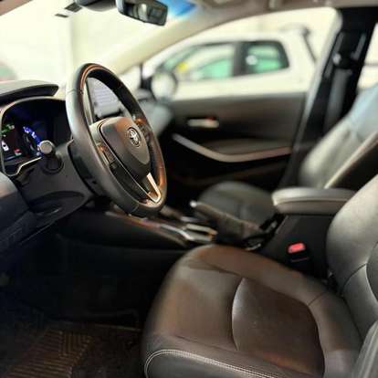 TOYOTA-COROLLA-2021