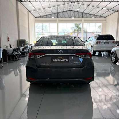 TOYOTA-COROLLA-2021