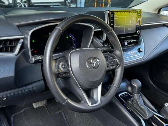 TOYOTA-COROLLA-2020