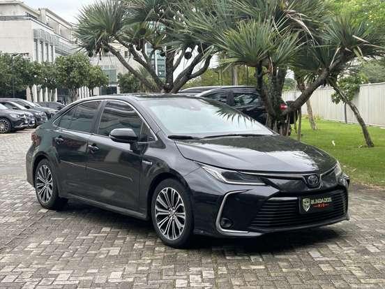TOYOTA-COROLLA-2021