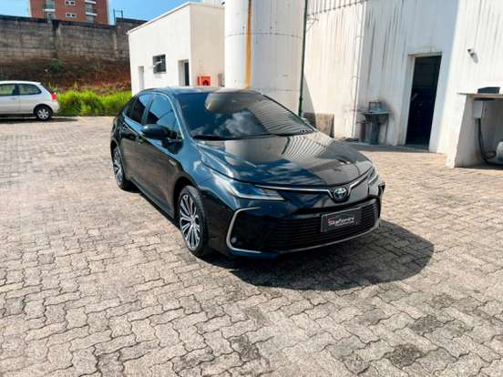 TOYOTA-COROLLA-2023