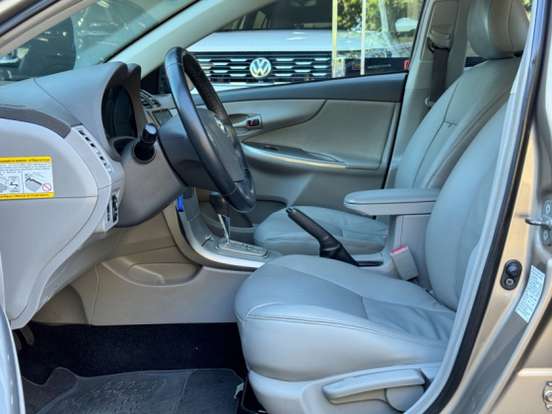 TOYOTA-COROLLA-2009