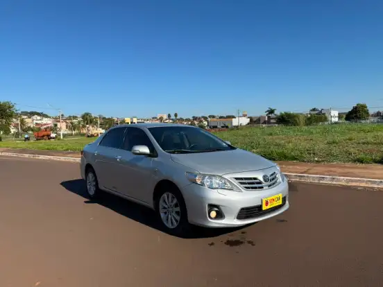 TOYOTA-COROLLA-2011