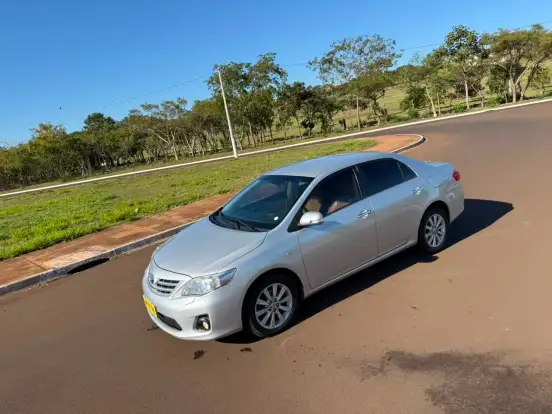 TOYOTA-COROLLA-2011