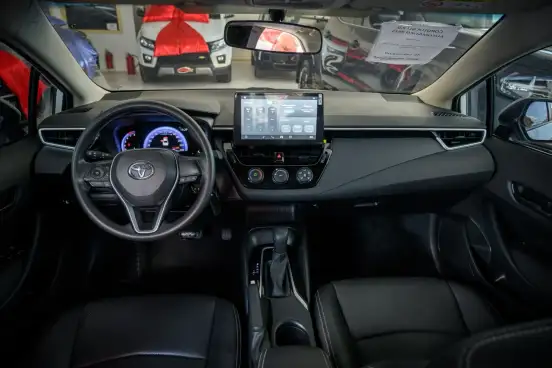 TOYOTA-COROLLA-2025