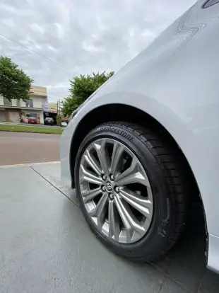 TOYOTA-COROLLA-2023
