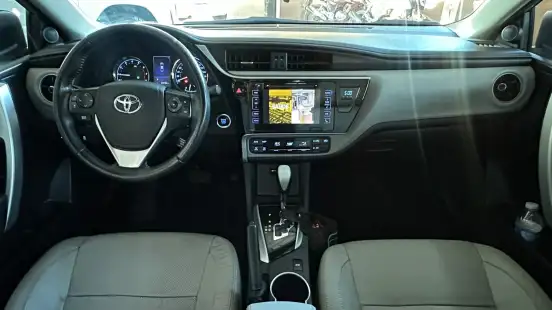 TOYOTA-COROLLA-2017