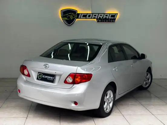 TOYOTA-COROLLA-2011