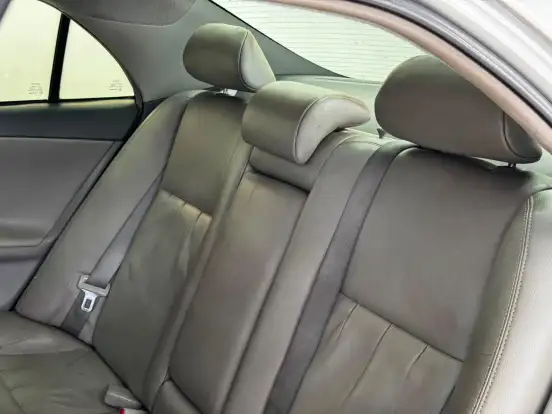 TOYOTA-COROLLA-2011