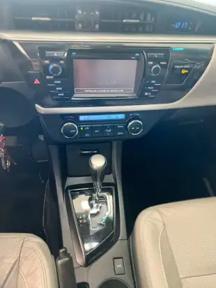 TOYOTA-COROLLA-2015