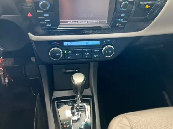 TOYOTA-COROLLA-2.0 XEI 16V FLEX 4P AUTOMÁTICO TOYOTA-COROLLA-2015