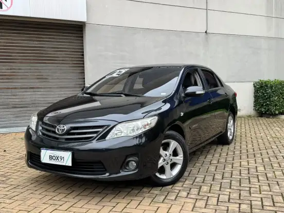 TOYOTA-COROLLA-2011