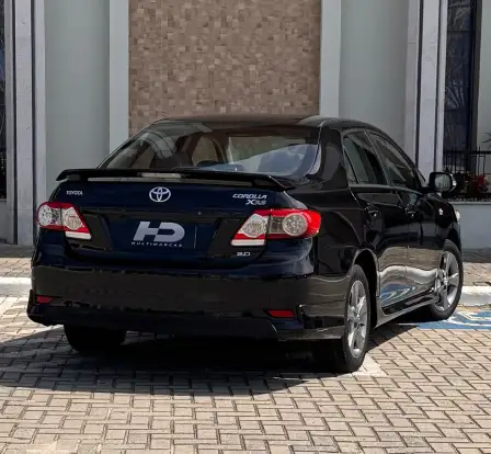 TOYOTA-COROLLA-2012