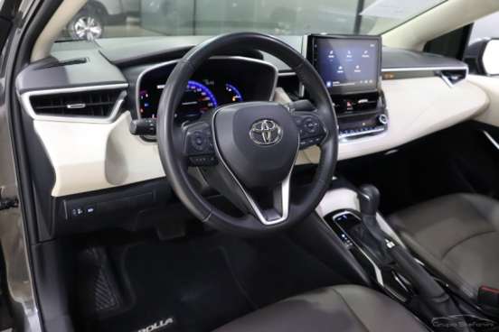 TOYOTA-COROLLA-2023