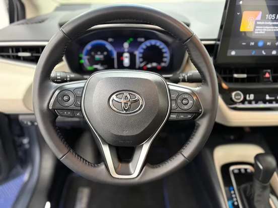 TOYOTA-COROLLA-2025